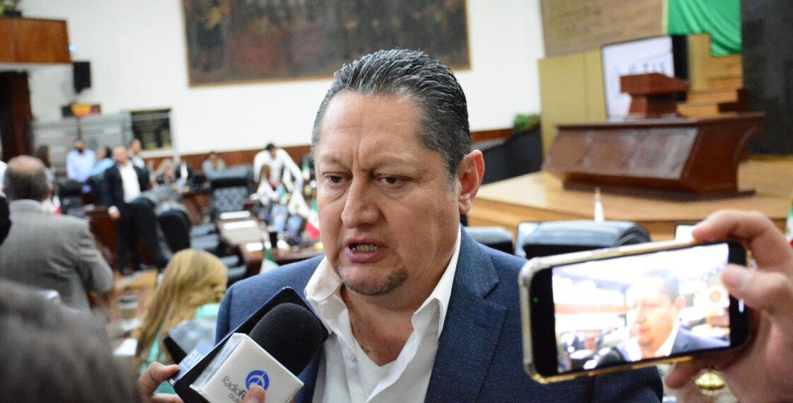 Proponen trabajo a distancia  para quienes tienen que cuidar hijos