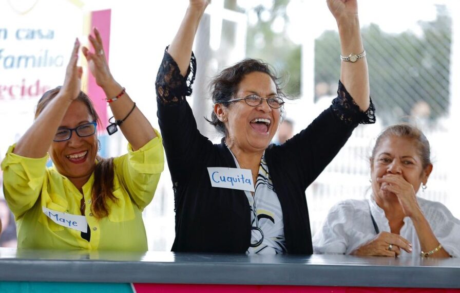 Ejercen mujeres su liderazgo en el Presupuesto Participativo
