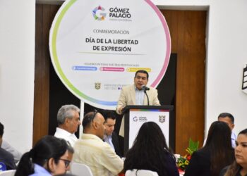 Ayuntamiento de Gómez Palacio reconoce la labor de los periodistas