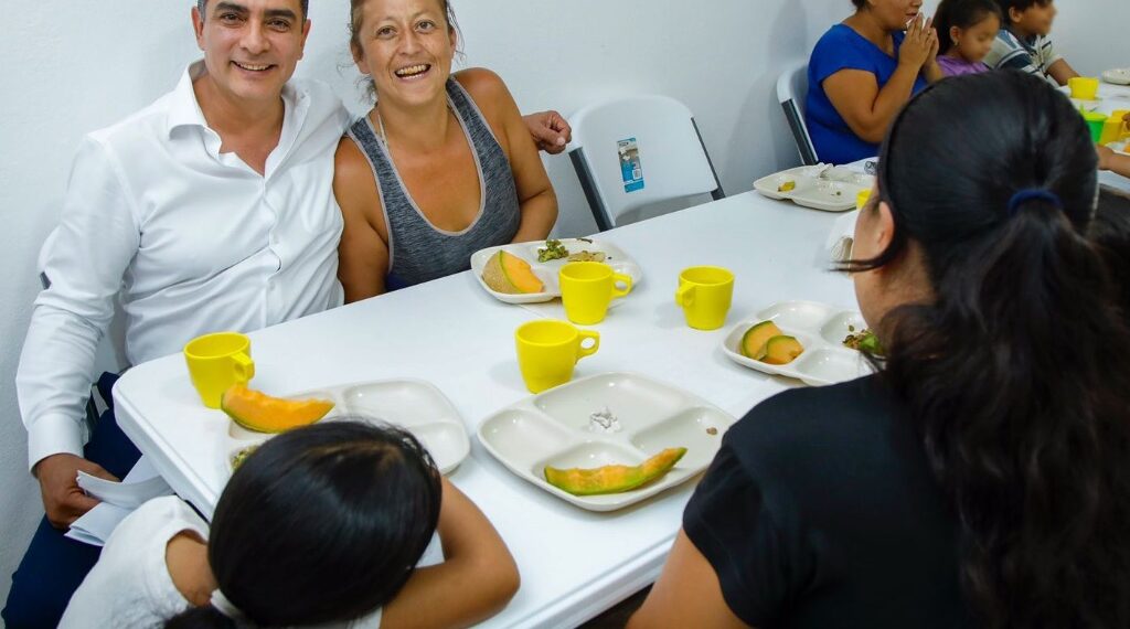Hecho realidad, el sexto comedor comunitario, y vamos por más: Toño Ochoa
