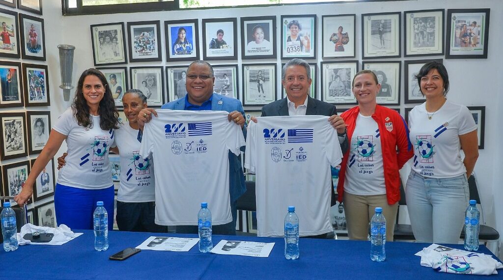 Esteban acuerda con EUA capacitaciones y desarrollo de talentos deportivos duranguenses