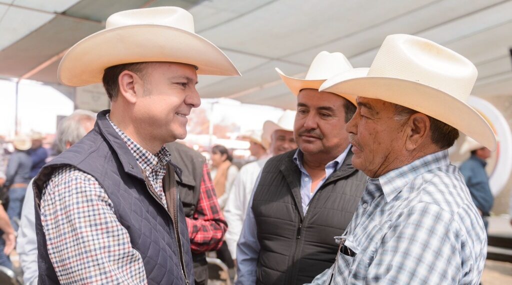 Con Esteban, los apoyos contra la sequía llegan en tiempo y forma: ganaderos de Durango