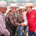 Llegan a Nuevo Ideal Marisol y Esteban con apoyos para menonitas y ganaderos