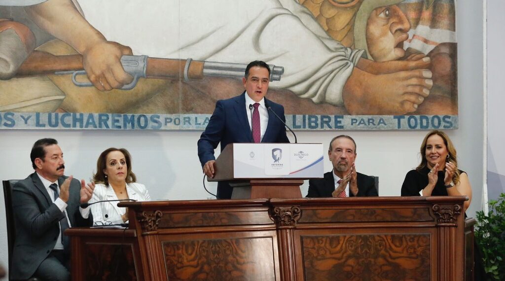 Unidos construimos el futuro que soñamos para la gran familia duranguense: Toño Ochoa