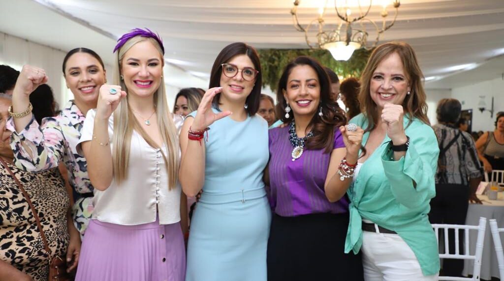 Presentan en Durango, el movimiento nacional de mujeres “Por Ella, Por Todas”.