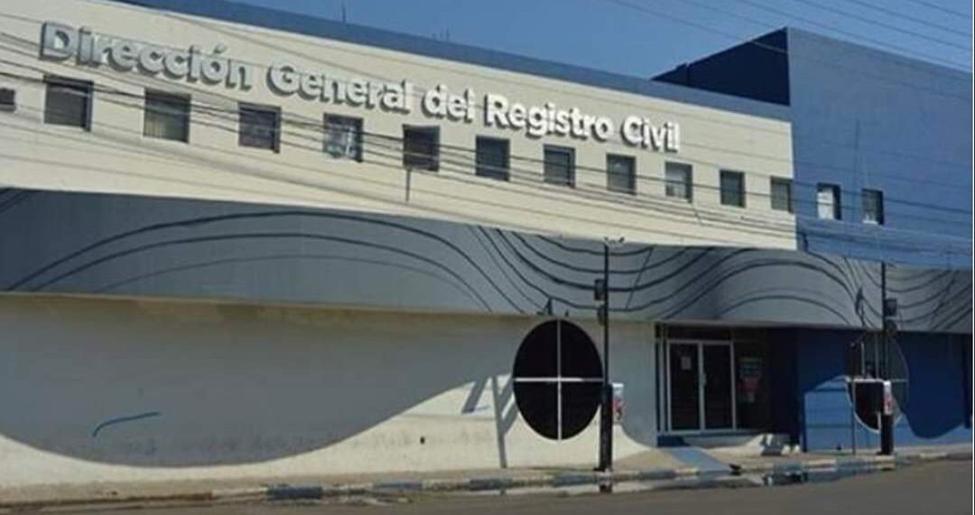 Por cambios en esquemas y fallas en cajeros, Registro Civil está rebasado