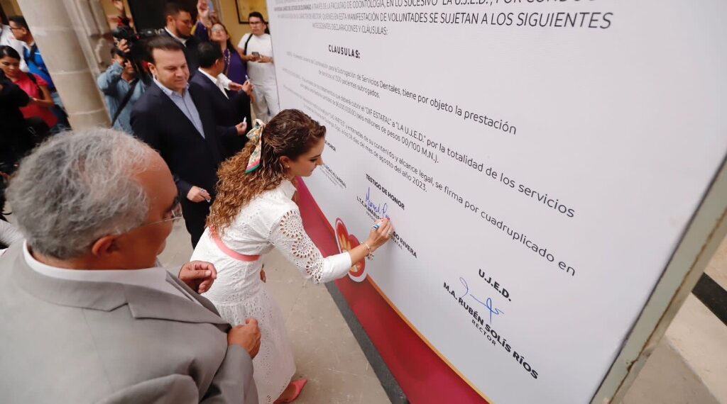 Adultos mayores volverán a sonreír; arranca Marisol y Esteban programa de prótesis dentales gratuitas