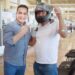 Reciben motociclistas, de manos de Toño Ochoa, los primeros cascos