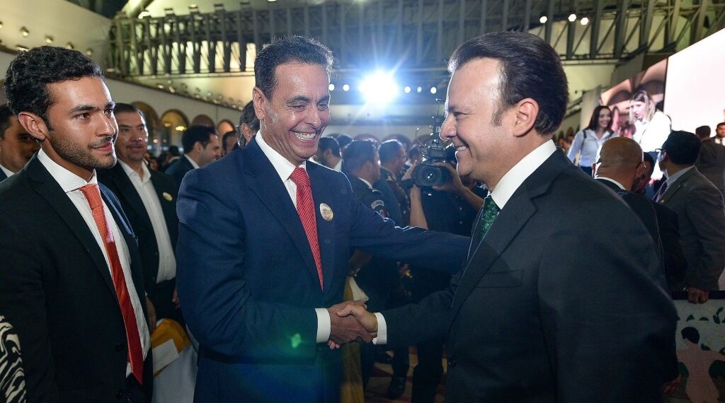 Durango es otro en tan poco tiempo; con tenacidad y constancia, Esteban ha logrado estabilizar las finanzas, reconocen ex gobernadores