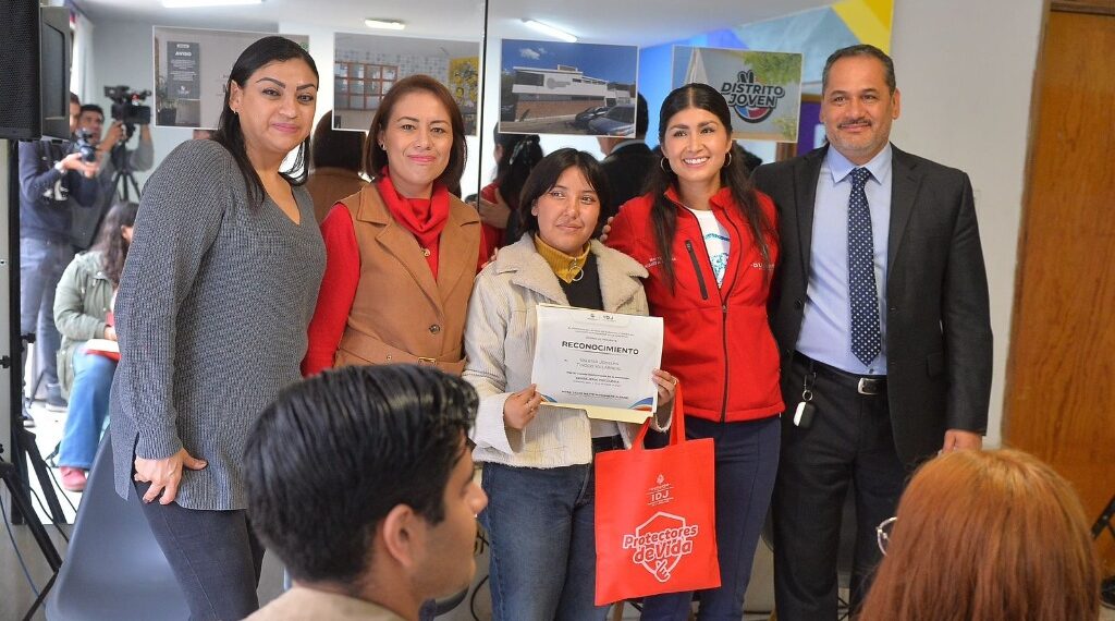 Gobierno de Esteban renueva el “Distrito Joven”, sede del cuidado de Salud Mental de las Juventudes