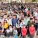 Ningún estudiante truncará sus sueños por falta de recurso; Esteban entrega uniformes escolares en Lerdo