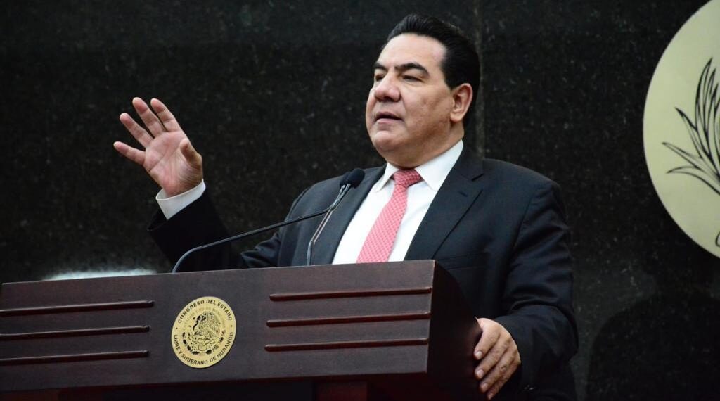 Propone Benítez Ojeda medalla “Héctor Mayagoitia Domínguez»