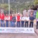 “A medias nada” les asegura Esteban a habitantes de Topia al llevarles diversas obras