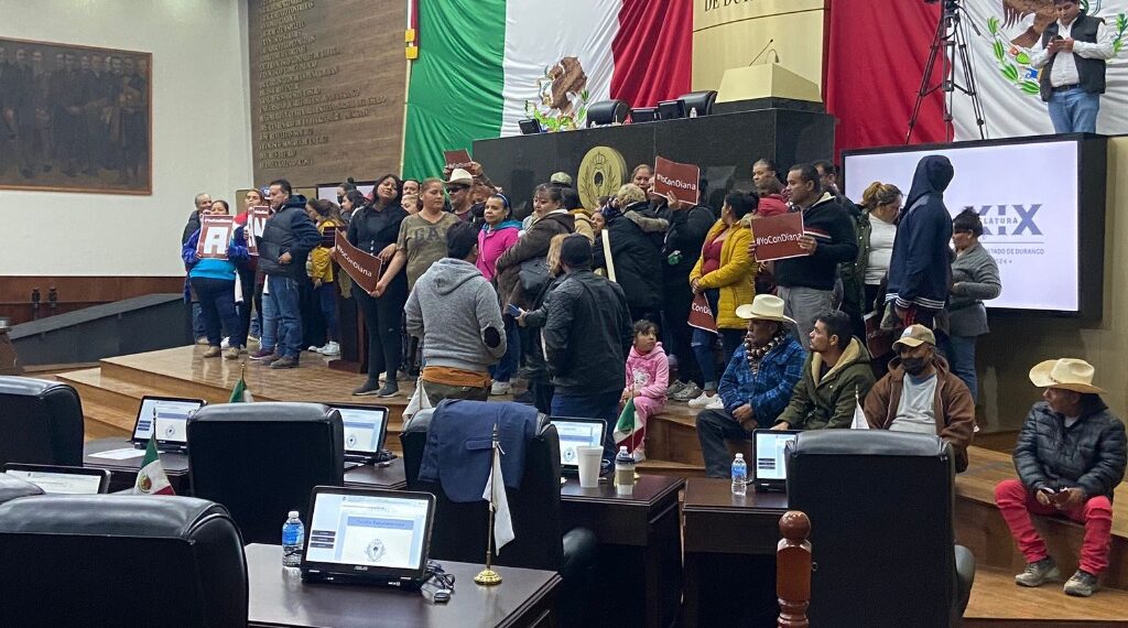 Regidores “truenan” contra alcaldes morenistas