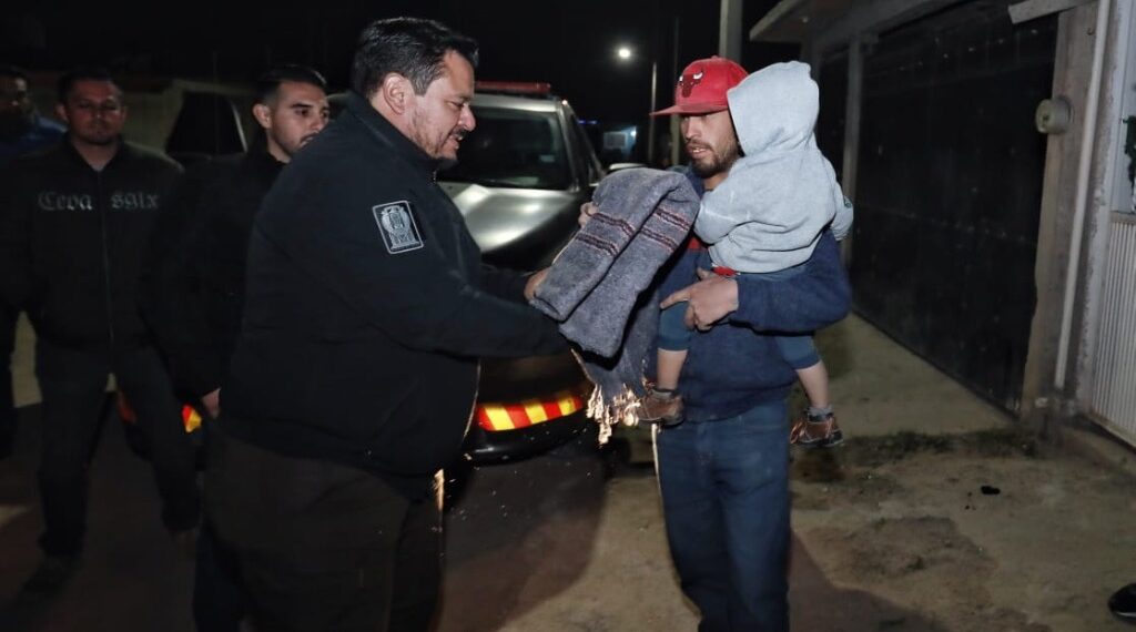 Protegemos del frío a la gran familia duranguense: Toño Ochoa