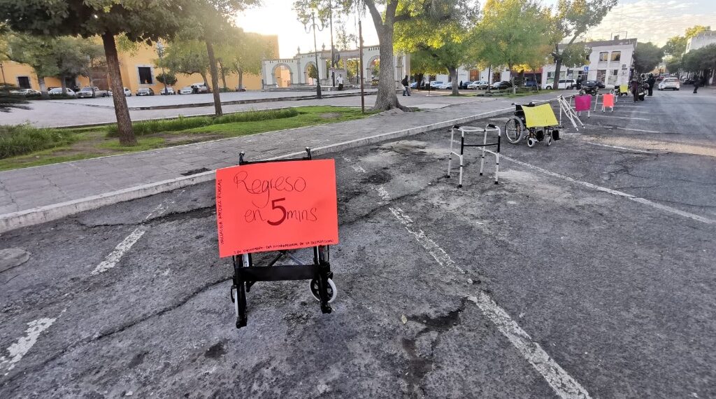 Destinarán tramo completo para estacionamiento de personas con discapacidad