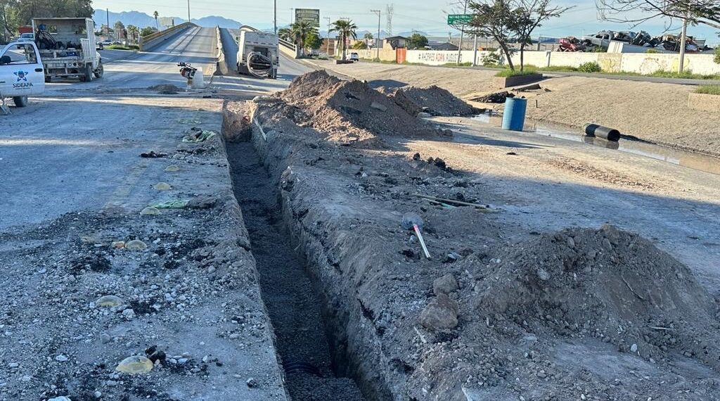 Avanza un 90% la obra de drenaje pluvial en el Puente Centenario de Gómez Palacio