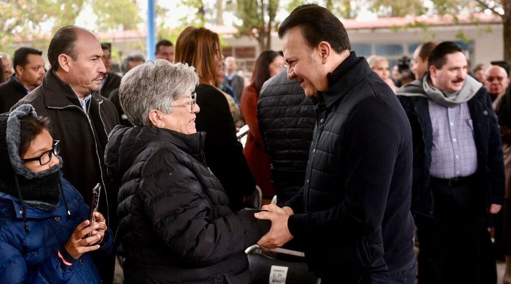 Aguinaldo y prestaciones están garantizados; lanza gobernador Esteban mensaje de tranquilidad a maestros
