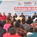 Antes no nos visitaban los Gobernadores, ahora vino Esteban y nos trajo obras: habitantes de Monterrey, Lerdo