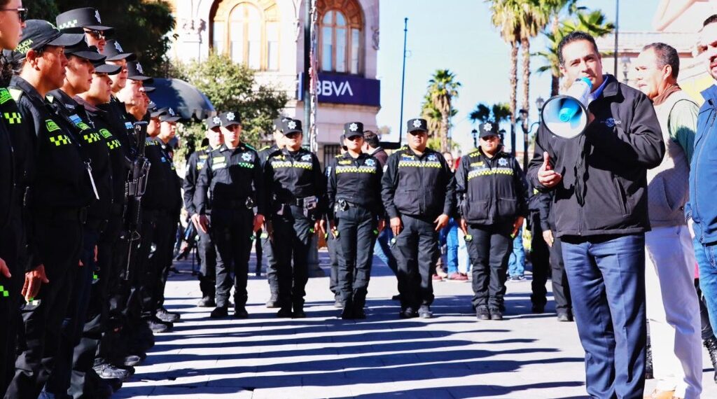 Con equipamiento y capacitación damos más paz y tranquilidad a la gran familia: Toño Ochoa