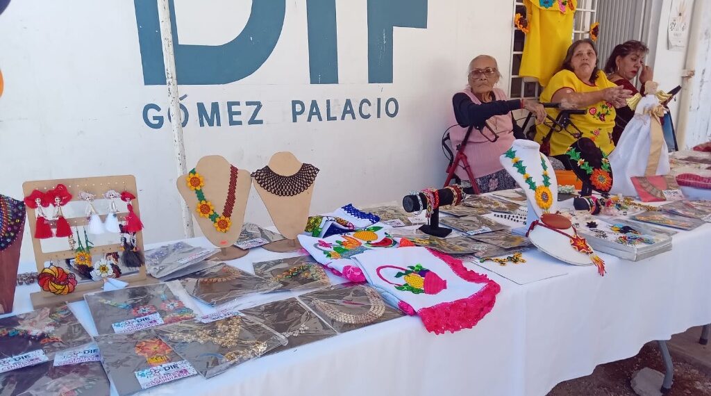 Invita DIF Gómez Palacio a sus cursos en el Centro Comunitario El Vergel