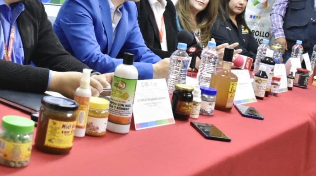 Invitan a emprendedores y comerciantes gomezpalatinos a ofertar sus productos en Oxxo
