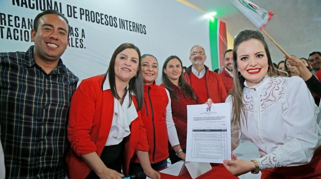 El PRI registra a sus aspirantes a diputaciones locales