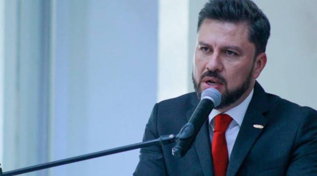 Gaby Hernández, primera en compartirnos su propuesta: Raúl Montelongo