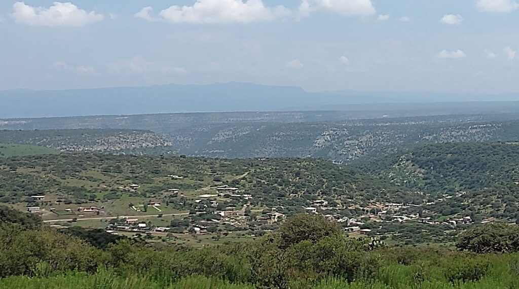 Más de 300 habitantes de El Carrizo sufren falta de agua; piden apoyo para extraer de un manantial
