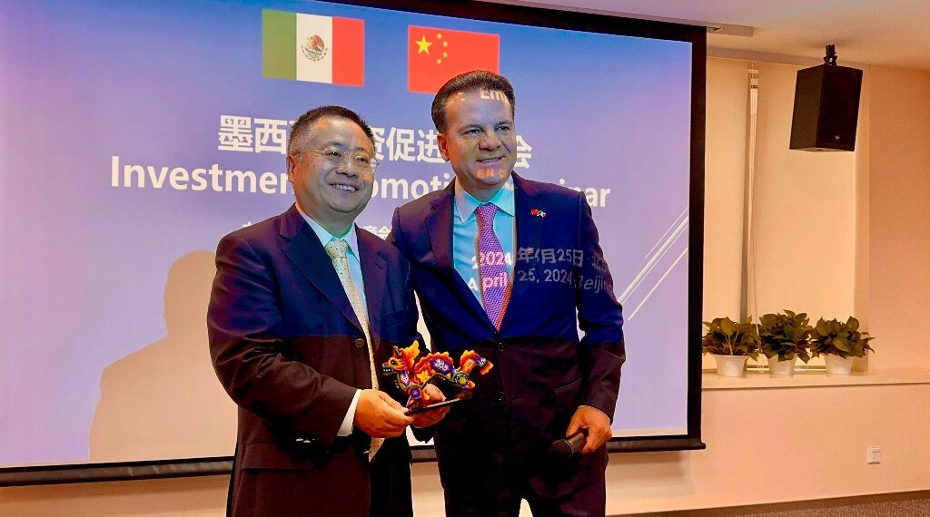 “Se viene industria y nuevas oportunidades para Durango”; celebran empresarios resultados de gira de Esteban a China.