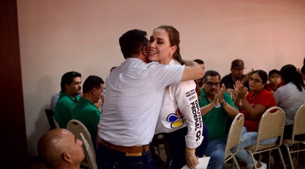 “Es tiempo que gobierno federal se ponga a mano con los maestros de Durango”: Sonia Flores