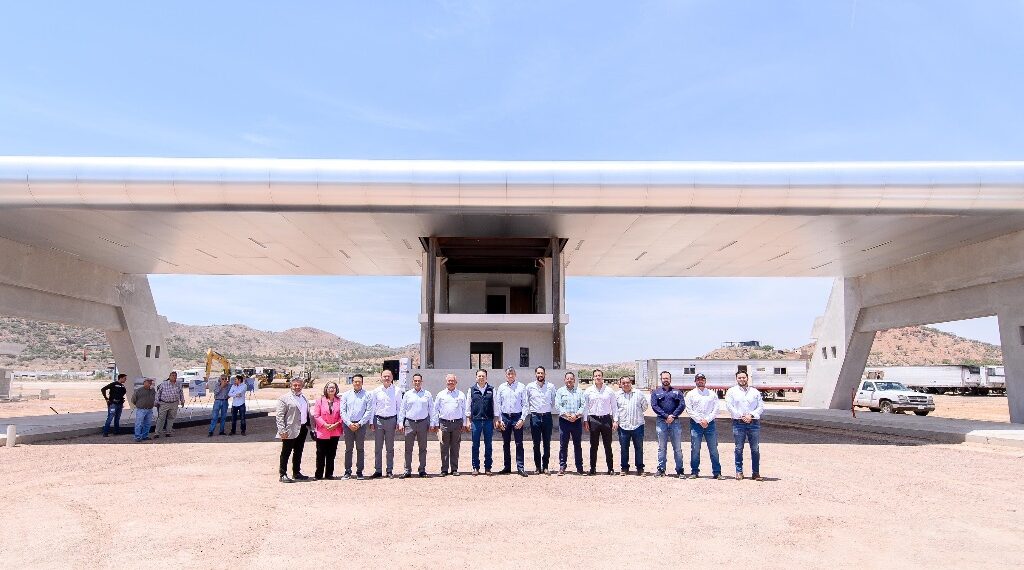 Impulsa Gobierno Estatal a empresarios duranguenses para la construcción de parques industriales.