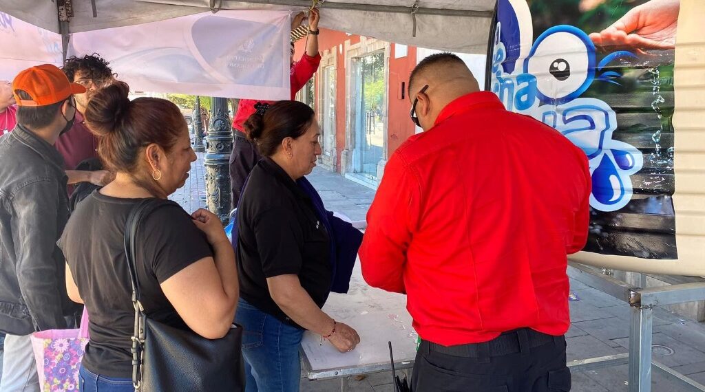 Temporada de calor representó un aumento de casi 30% en bebidas hidratantes en farmacias