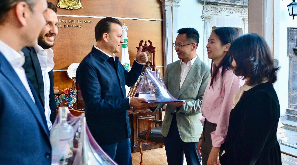 Cada vez más corporativos interesados en Durango; se reúne Esteban con directivos de consorcios asiáticos