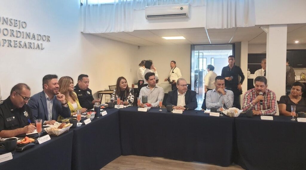 Acuerdan trabajo conjunto para abatir riesgo de robo en comercios de Durango