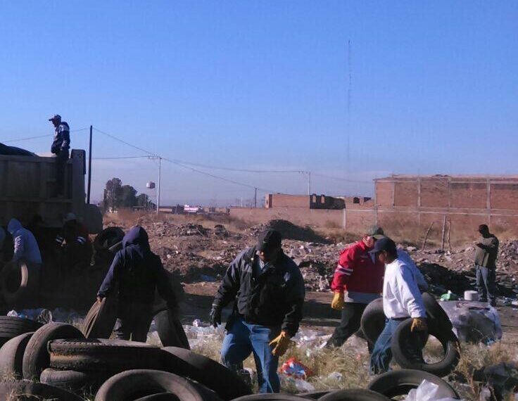 Recolectaron más de 700 llantas que estaban tiradas en canales, ríos y arroyos de la capital