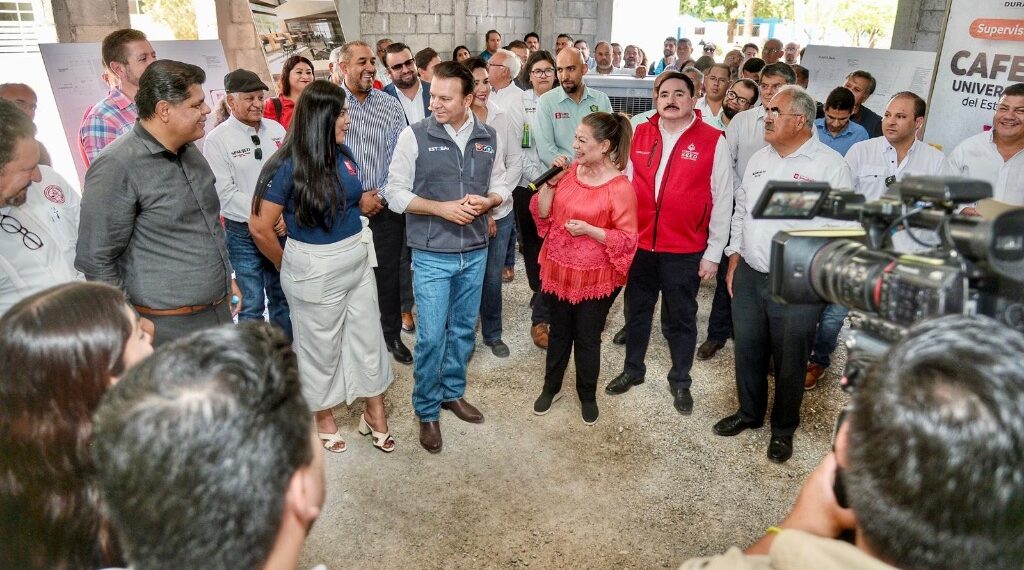 Recibe UJED la mano de un gobernador amigo; supervisa Esteban construcción de auditorio y cafetería en Facultad de Ingeniería