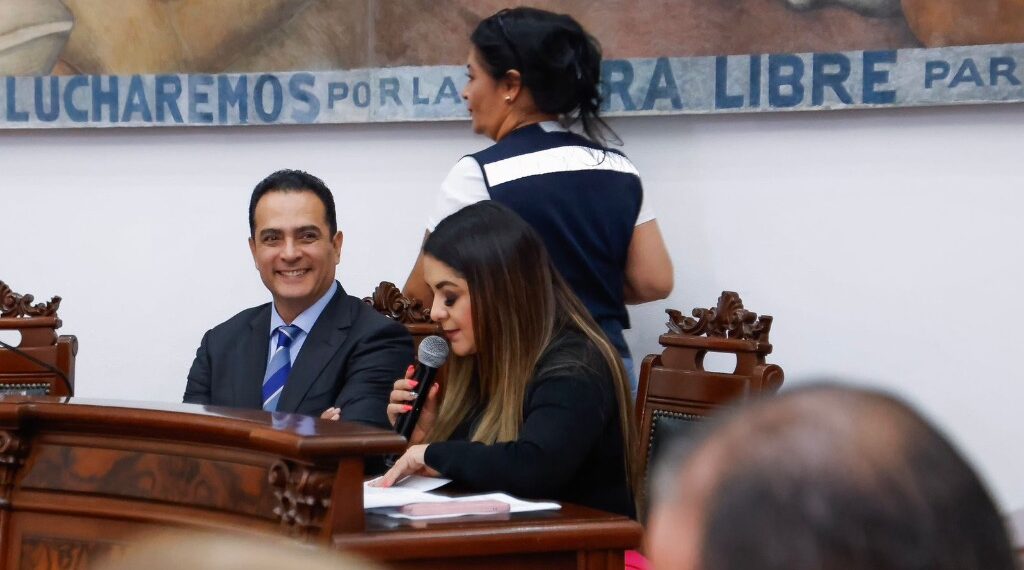 Reconoce Cabildo duranguense finanzas sanas en el gobierno de Toño Ochoa