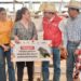 Ganaderos de Durango tienen gobernador amigo y se tiene que sentir; cumple Esteban con entrega de subsidios para adquisición de sementales