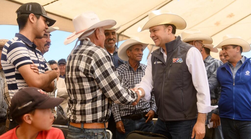 Pone en marcha Gobierno del Estado, programa para regularizar trailas y vehículos yonke