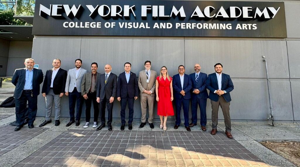 Esteban busca recuperar y crecer la industria del cine en Dgo; logra convenio de colaboración con NY Film Academy en su gira por EU