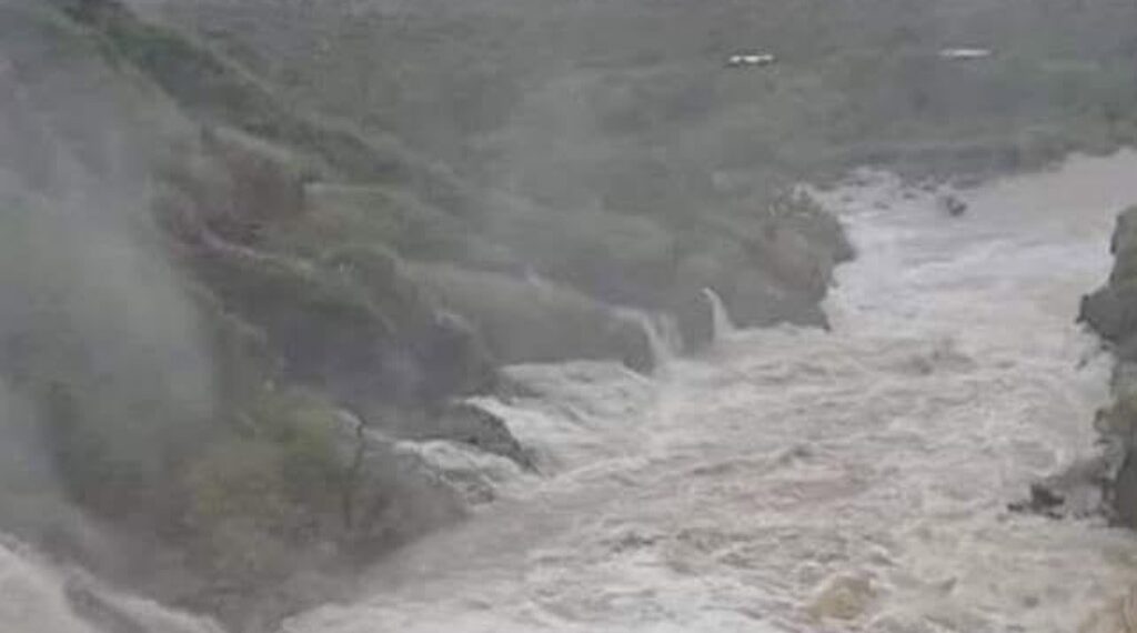 Presas Peña del Águila y Caboraca ya registran derrame de excedentes, tras las últimas lluvias