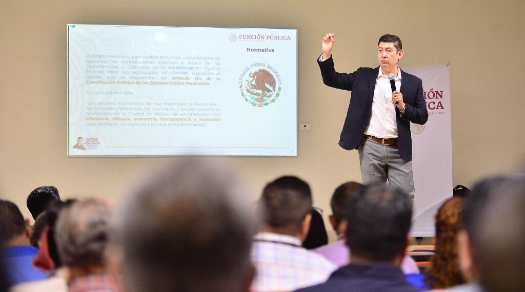 Gobierno del Estado se capacita para auditar contrataciones gubernamentales
