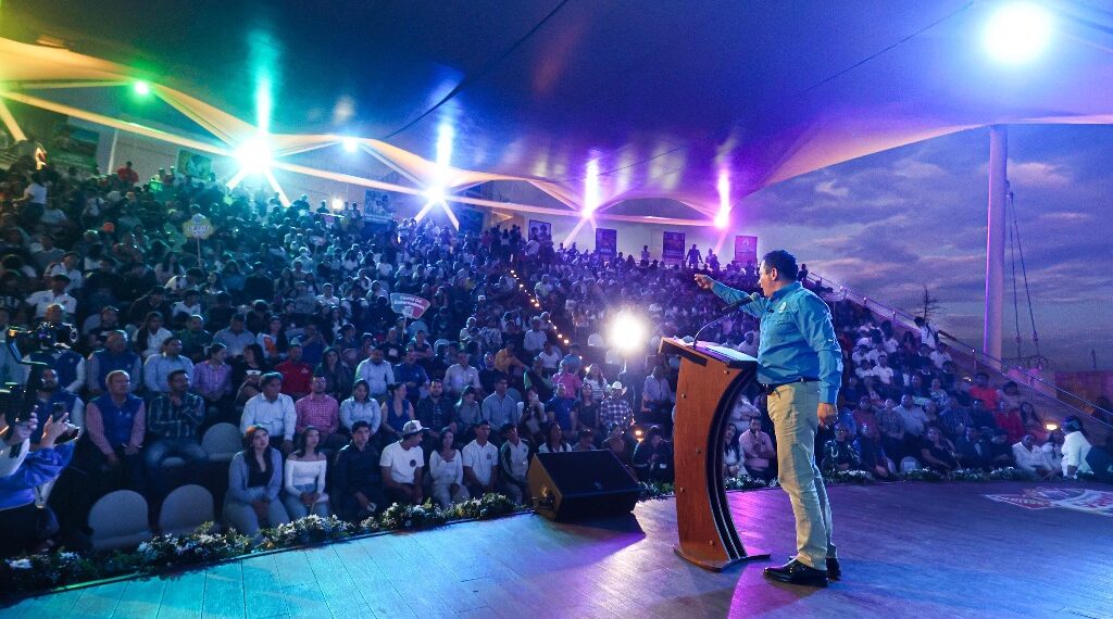 Cumple la gran familia más sueños con el Presupuesto Participativo