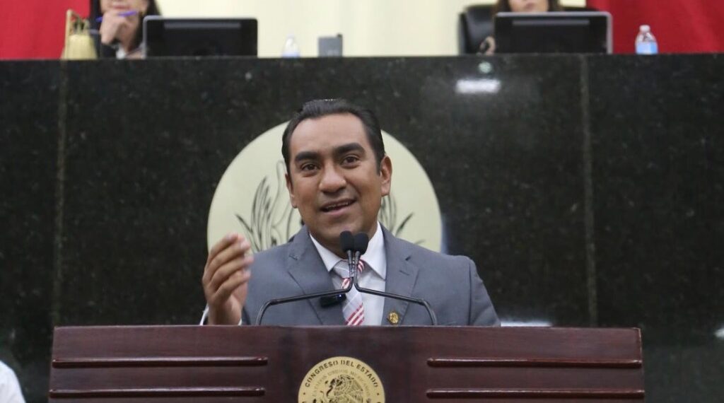 Propone Noel Fernández aumentar penas a conductores ebrios
