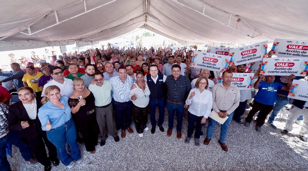 Cumple Esteban con obras que mejoran la calidad de vida de las familias en Gómez Palacio y Lerdo