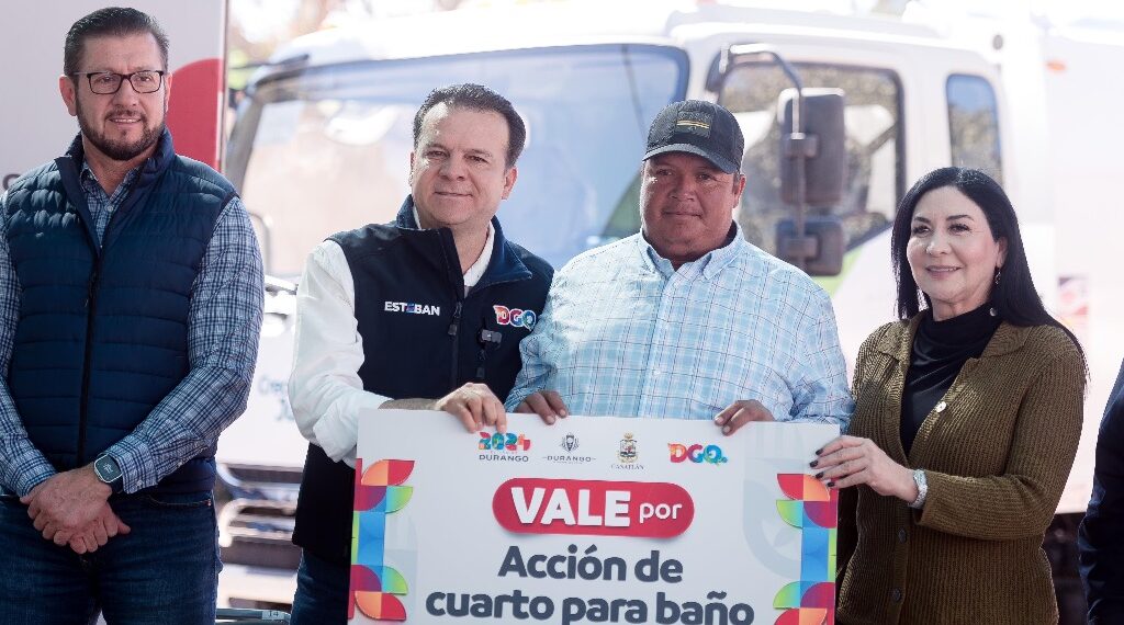 Impulsa Esteban obras que dan certeza jurídica, calidad de vida y apoyo integral a familias de Canatlán