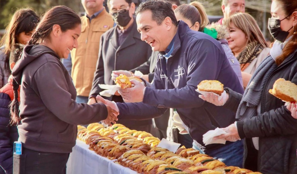 Celebremos en familia la Mega Rosca de Reyes 2025: Toño Ochoa – Tiptip MX