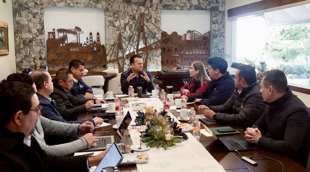 “Durango renace con fuerza, planeamos el futuro con trabajo en equipo”: Esteban