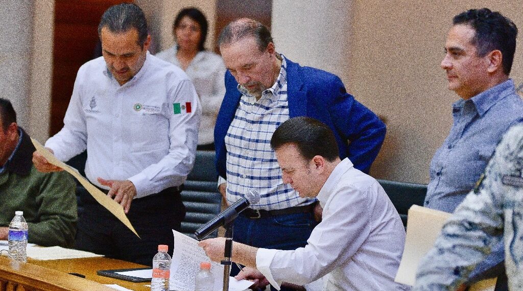 Activa Gobierno del Estado operativo ante llegada de tormenta invernal; refuerzan medidas para salvaguardar la salud y vida de duranguenses